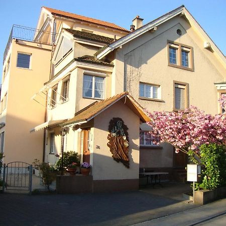 Niros Bed & Breakfast Бирсфельден Экстерьер фото