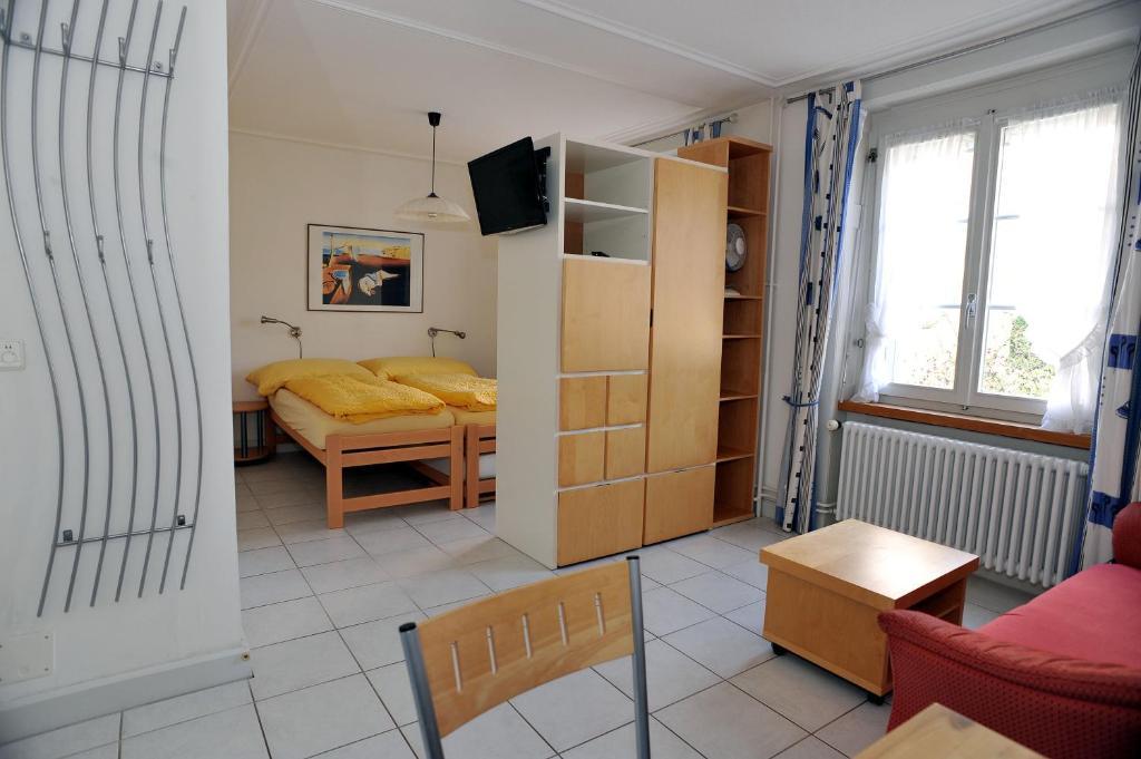 Niros Bed & Breakfast Бирсфельден Номер фото